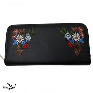 Black Embroidered Flower Zip Wallet Clutch Easy to Hold & Carry 7.5 x4" -Hey Viv